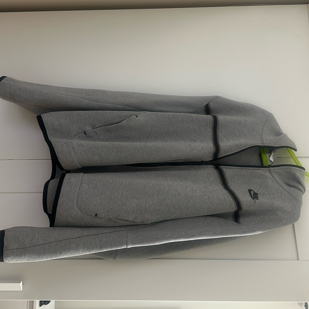 Size- Medium, Color- Grey, Very comfortable jacket.